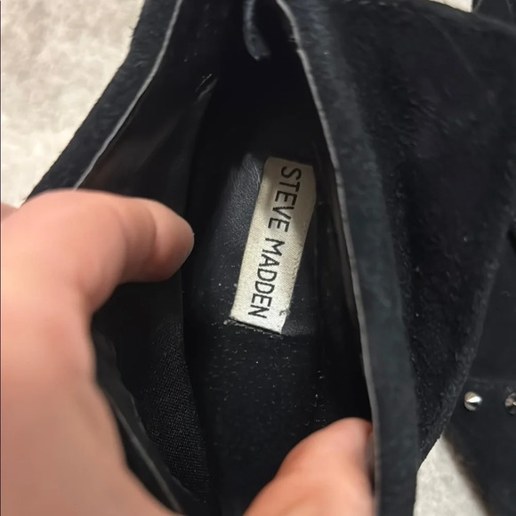 Steve Madden Black Heeled Booties with Pointed Toe - Picture 2 of 5